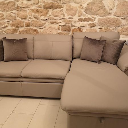 Apartment Michaela 4-Sterne & Parking Rovinj Zewnętrze zdjęcie
