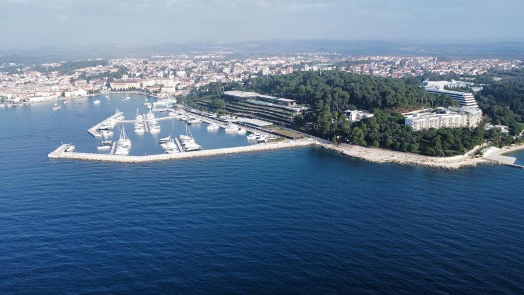 Apartment Michaela 4-Sterne & Parking Rovinj Zewnętrze zdjęcie