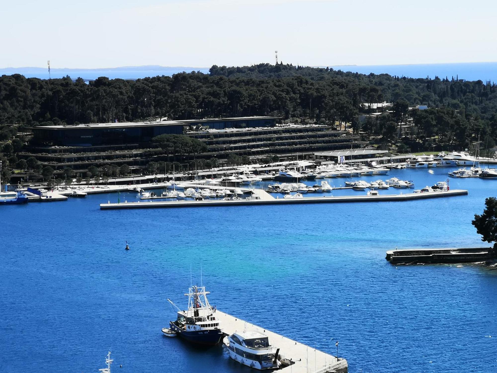 Apartment Michaela 4-Sterne & Parking Rovinj Zewnętrze zdjęcie